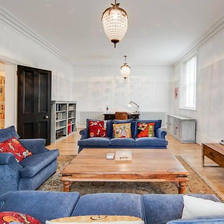 Princes Villa - Large Fully Self Contained Flat, 5 Minutes From The Sea ヘイスティングス エクステリア 写真