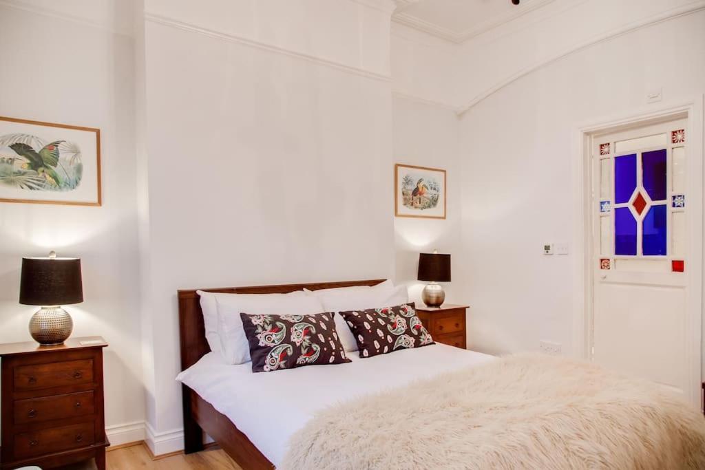 Princes Villa - Large Fully Self Contained Flat, 5 Minutes From The Sea ヘイスティングス エクステリア 写真