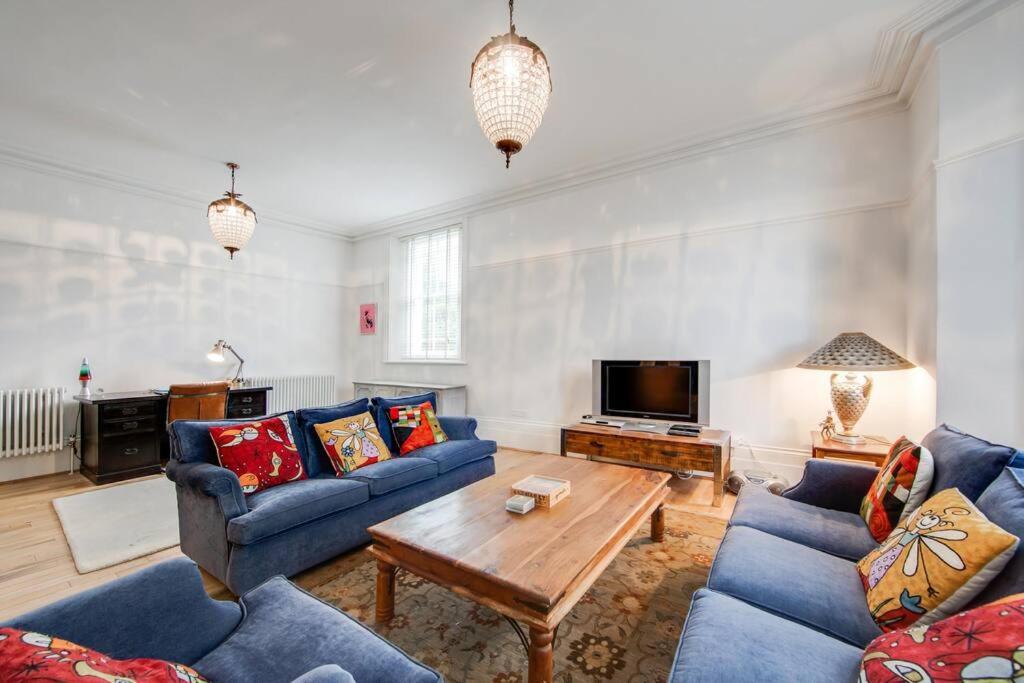 Princes Villa - Large Fully Self Contained Flat, 5 Minutes From The Sea ヘイスティングス エクステリア 写真