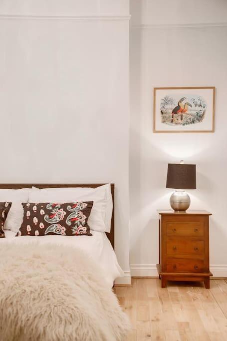 Princes Villa - Large Fully Self Contained Flat, 5 Minutes From The Sea ヘイスティングス エクステリア 写真